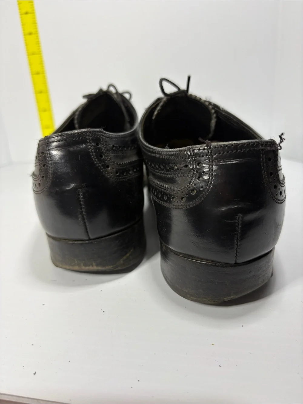 Vintage‎ Florsheim s 7.5d Men's Black Leather Wingtip Dress Shoes. Box 26